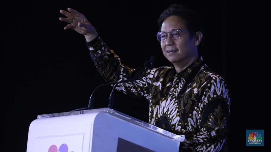 Menteri Kesehatan Budi Gunadi Sadikin dalam acara Collaboration For Innovation Tech Confrence di Sopo del Tower, Jakarta, Selasa (22/8/2023). (²©²ÊÍøÕ¾/Tri Susilo)