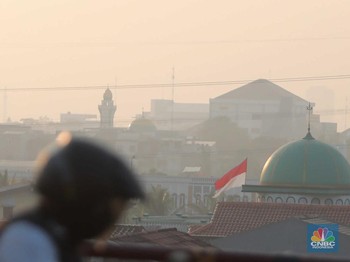 Seram! Penampakan Langit Tangsel Diselimuti Polusi Pagi Ini