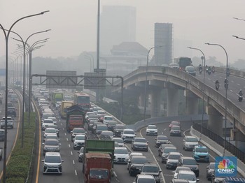 Kendaraan Jadi Biang Polusi Jakarta, Pertalite Akan Dibatasi?
