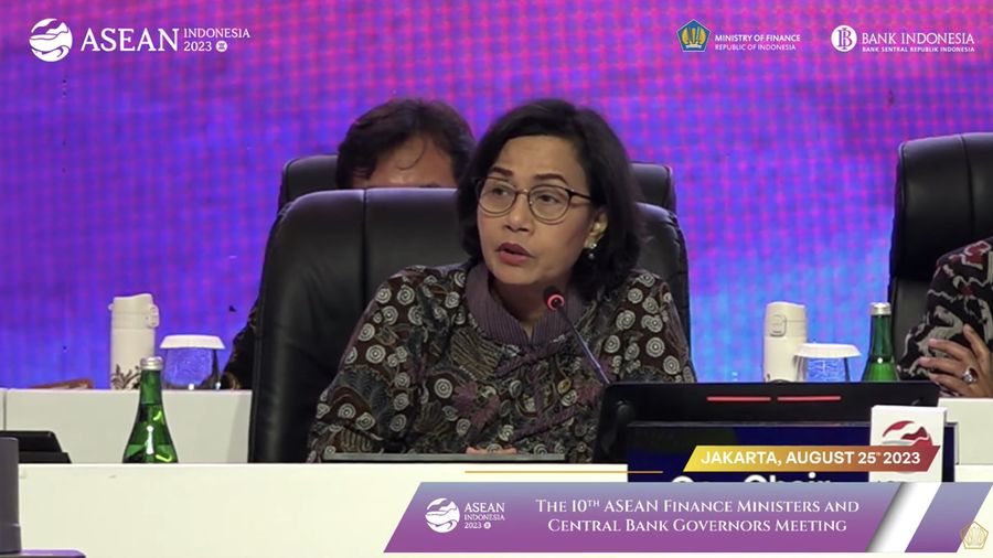 Menteri Keuangan Sri Mulyani Indrawati dan Gubernur Bank Indonesia (BI) Perry Warjiyo membuka sesi terakhir dari pertemuan ke-2 Menteri Keuangan dan Gubernur Bank Sentral (AFMGM) pada Jumat (25/8/2023). (Tangkapan Layar Youtube Kemenkeu RI)