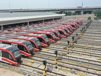 Banyak Orang Deg-Degan Naik LRT, Ini Kata Erick Thohir