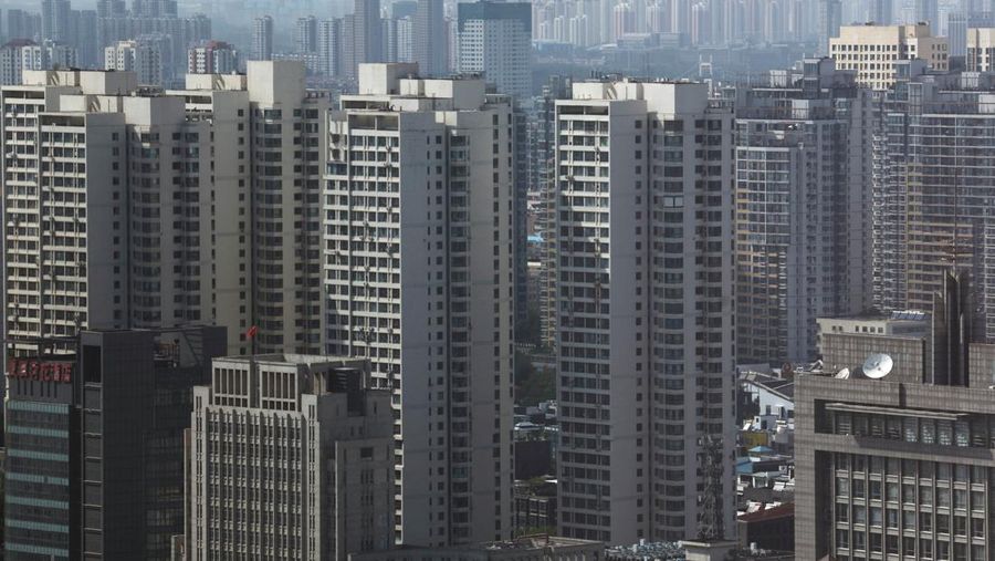 Pembangunan kompleks perumahan garapan Country Garden yang berlokasi di Tianjin, Utara China. (AP Photo/Ng Han Guan)