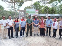 Manfaatkan Panel Surya Desa Wisata Danau Shuji Lebih Mandiri
