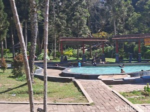 Dampak Cuaca Ekstrem, Pemandian Air Panas Cangar Kota Batu Ditutup