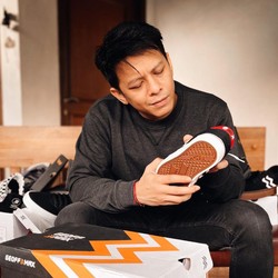Perdana! Ariel Noah & Geoff Max Jualan di Shopee Live