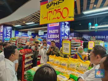 Bulog Bakal Rilis Beras Kemasan 'Mini', Harganya Segini