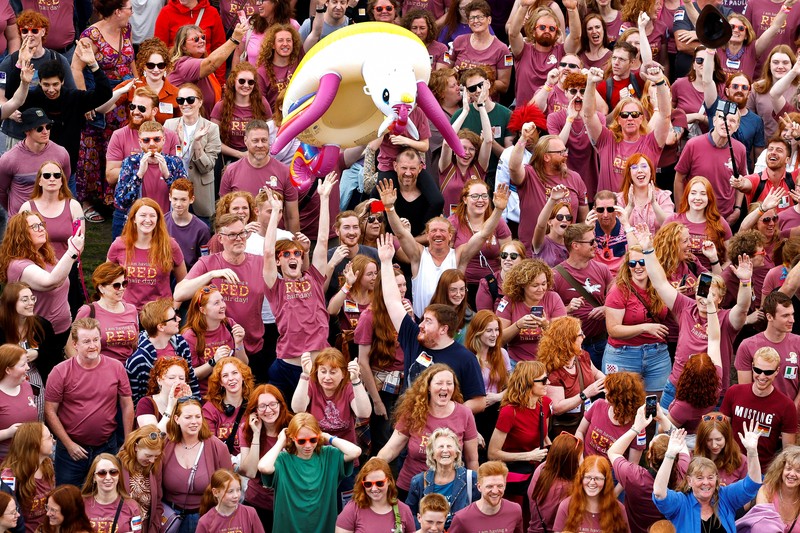 Anak-anak menghadiri Festival Redhead Days tahunan di Tilburg, Belanda, 27 Agustus 2023. Anak-anak menghadiri Festival Redhead Days tahunan di Tilburg, Belanda, 27 Agustus 2023. (REUTERS/Piroschka van de Wouw)