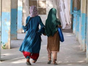 Taliban Izinkan Anak Perempuan Afghanistan Belajar di Sekolah Agama