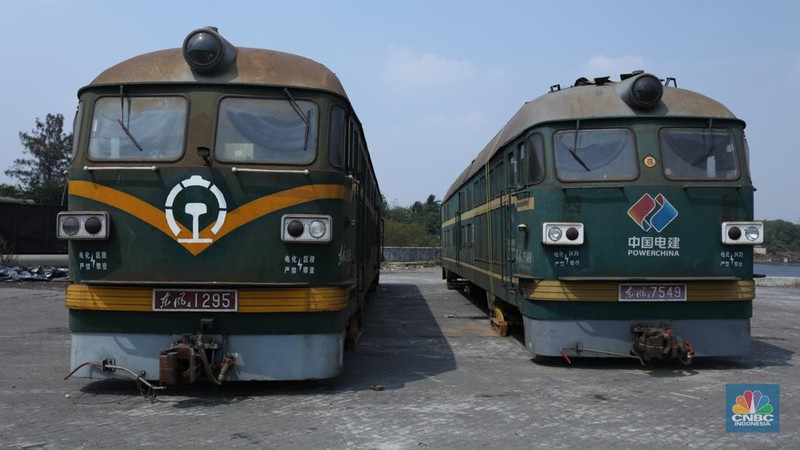 Kereta Teknis untuk Proyek Pembangunan Kereta Cepat. (վ/Tri Susilo)