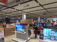 Khusus Sabtu & Minggu Ini, Transmart Diskon TV LED Rp 4 Juta