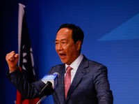 Hilang Ditekan China, Bos Pabrik Apple Nongol Kampanye Capres