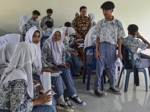 Tak Ada Lagi Jurusan IPA-IPS di SMA, Sekolah dengan Kurikulum 2013 Bagaimana?