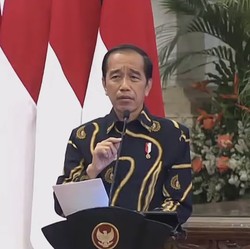 Pemda 'Nyerah' Urus Jalan Rusak, Jokowi Siapkan Rp 34 T