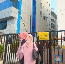 Cuci Gudang Toko Buku Gunung Agung Bikin Macet Sampai 2 Jam