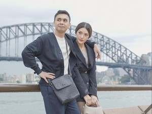 Jawaban Anissa Aziza Soal Adegan Ranjang Raditya Dika dengan Ariel Tatum