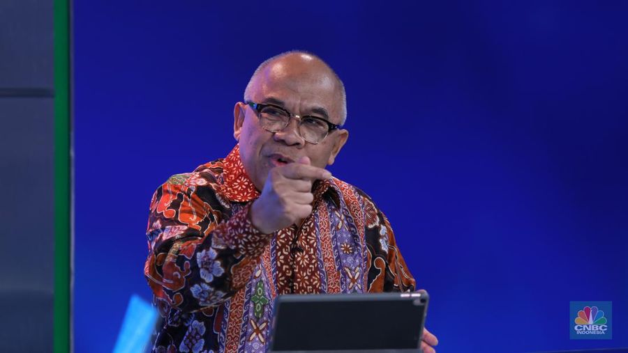 Direktur Utama PT Asabri (Persero) Wahyu Suparyono dalam acara BUMN Report di Studio վ, Jakarta, Jumat (1/9/2023). (վ/Tri Susilo)