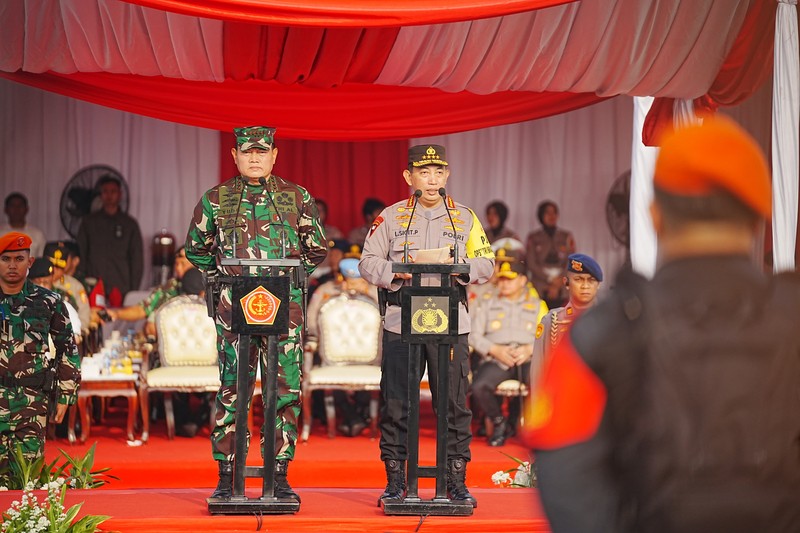 Kapolri Jenderal Listyo Sigit Prabowo bersama Panglima TNI Laksamana Yudo Margono memimpin Apel Gelar Pasukan Pengamanan KTT ASEAN ke-43 di Monas, Jakarta Pusat, Jumat (1/9/2023). Kapolri Jenderal Listyo Sigit Prabowo bersama Panglima TNI Laksamana Yudo Margono memimpin Apel Gelar Pasukan Pengamanan KTT ASEAN ke-43 di Monas, Jakarta Pusat, Jumat (1/9/2023). (Dok. Detikcom/Azhar Bagas)