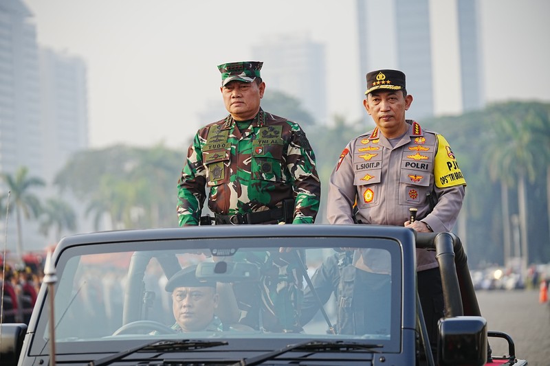 Kapolri Jenderal Listyo Sigit Prabowo bersama Panglima TNI Laksamana Yudo Margono memimpin Apel Gelar Pasukan Pengamanan KTT ASEAN ke-43 di Monas, Jakarta Pusat, Jumat (1/9/2023). Kapolri Jenderal Listyo Sigit Prabowo bersama Panglima TNI Laksamana Yudo Margono memimpin Apel Gelar Pasukan Pengamanan KTT ASEAN ke-43 di Monas, Jakarta Pusat, Jumat (1/9/2023). (Dok. Detikcom/Azhar Bagas)