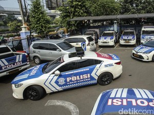 Kapan Lampu Rotator dan Sirene di Mobil Polisi Dinyalakan?