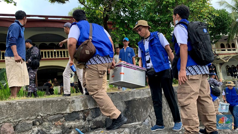 Ekspedisi Rupiah Berdaulat tiba di Banda Neira. (CNBC Indonesia/Maikel Jefriando) Ekspedisi Rupiah Berdaulat tiba di Banda Neira. (CNBC Indonesia/Maikel Jefriando)