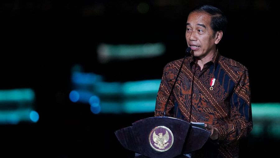Presiden RI Jokowi dalam acara peresmian revitalisasi Taman Mini Indonesia Indah (TMII) di TMII Archipelago, Jakarta, pada Jumat malam, 1 September 2023. (Dok BUMN)
