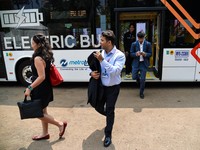 Gratis Buat Umum, Bus Listrik Transajakarta Sambut KTT ASEAN
