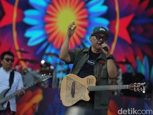 Bakal Tampil di WJF 2025, Ini 8 Lagu Hits Doel Sumbang dan Liriknya