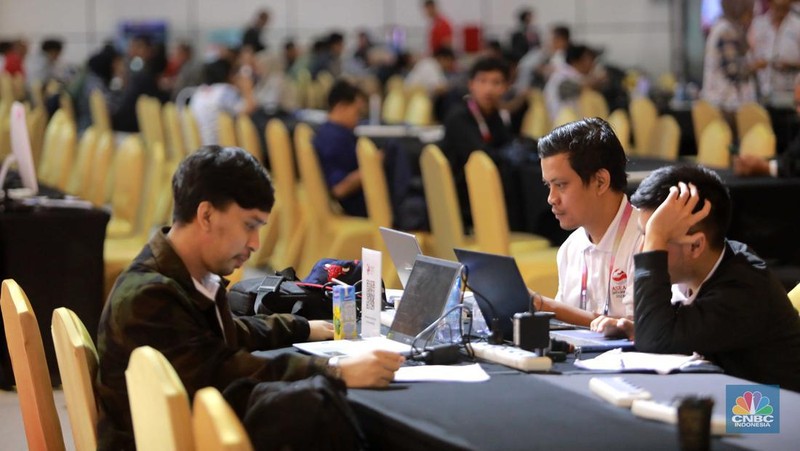 Suasana ruangan media center Konferensi Tingkat Tinggi ke-43 ASEAN 2023 di Jakarta Convention Center, Senayan, Minggu (2/9/2023). (CNBC Indonesia/Muhammad Sabki)