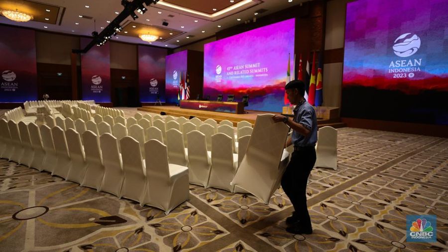 Suasana vanue KTT ASEAN di JCC, Senayan, Jakarta, Sabtu (2/9/2023). (CNBC Indonesia/Tri Susilo)