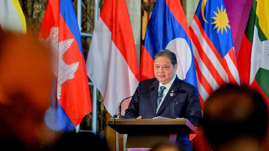 Menteri Koordinator Bidang Perekonomian, Airlangga Hartarto Dalam High-Level Dialogue Tunjukkan Berbagai Upaya Indonesia Mewujudkan Transportasi Berkelanjutan. (Dok. Kementerian Koordinator Bidang Perekonomian RI)