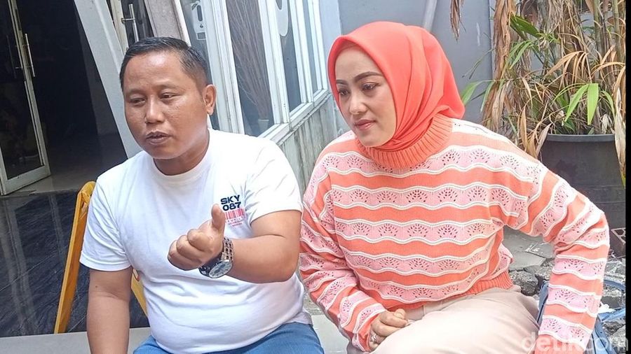 Narji dan istri saat ditemui di kawasan Jakarta Selatan.