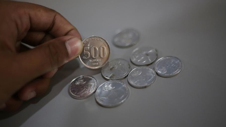 Uang logam Rupiah. (CNBC Indonesia/Tias Budiarto)