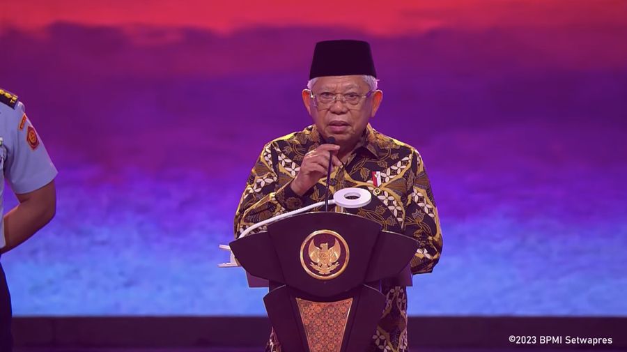 Wakil Presiden RI Ma'ruf Amin memberikan Keynote Speech dalam Acara ASEAN Business Awards (ABA) 2023 & Gala Dinner yang dilaksanakan di The Ritz-Carlton Jakarta Pacific Place, 4 September 2023. (Tangkapan Layar Youtube Wakil Presiden Republik Indonesia)
