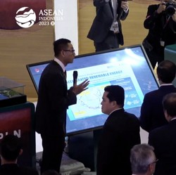 RI Siap Bangun Jaringan Listrik, Koneksi Malaysia & Singapura