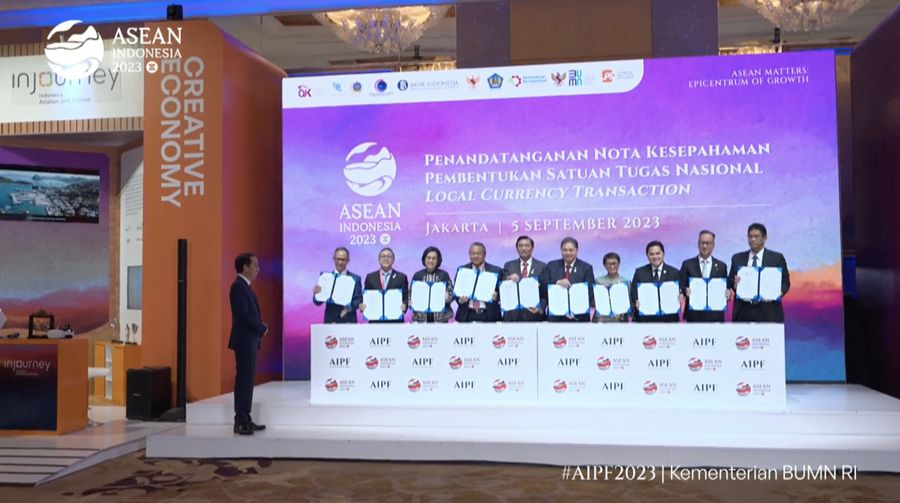 Penandatangan Nota Kesepahaman Pembentukan Satuan Tugas Nasional Local Current Transaction. (Tangkapan Layar Kementerian BUMN RI)