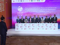 Niat Dedolarisasi, RI Bentuk Satgas Nasional LCT di KTT ASEAN