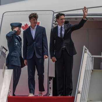 Baru Cerai, Justin Trudeau