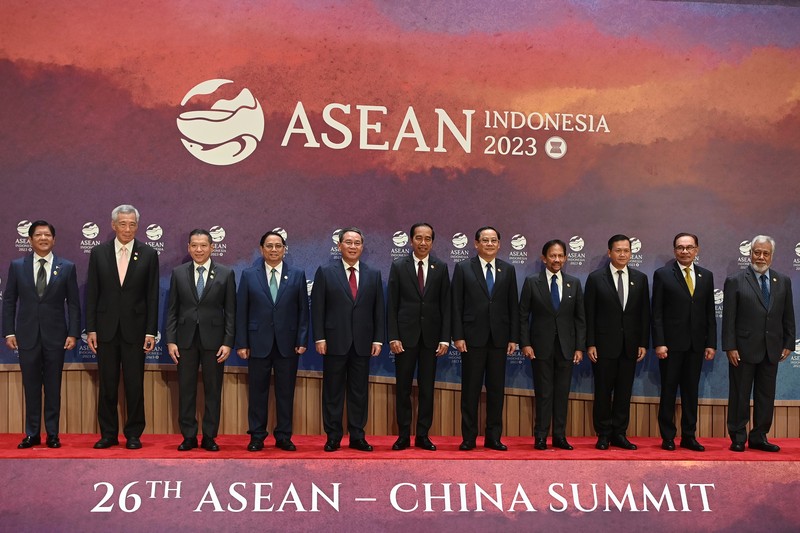 26th ASEAN-CHINA Summit The President of Indonesia Joko Widodo attends the 26th ASEAN-China Summit of the 43rd ASEAN Summit 2023 at the Jakarta Convention Center, Wednesday (6/9/2023). Media Center of The ASEAN Summit 2023/M Agung Rajasa/pras/mifta.
*** Local Caption *** Presiden Joko Widodo menghadiri KTT ke-26 ASEAN-China di Jakarta Convention Center, Jakarta, Rabu (6/9/2023). MEDIA CENTER KTT ASEAN 2023/M Agung Rajasa/pras.