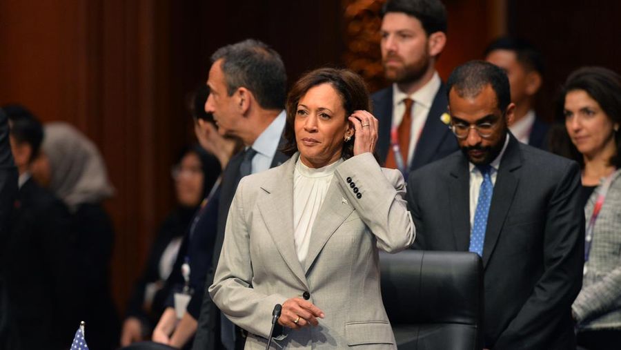 The President of Indonesia Joko Widodo (right) and the Vice President of the United States of America Kamala Harris (left) converse during taking group photo before the 11th ASEAN-U.S. Summit in Jakarta, Wednesday (6/9/2023). Media Center of The ASEAN Summit 2023/Zabur Karuru/foc/mifta. *** Local Caption *** Presiden Joko Widodo (kanan) bersama Wakil Presiden Amerika Serikat Kamala Harris (kiri) berbincang di sela-sela foto bersama sebelum ASEAN-U.S. Summit ke-11 di Jakarta, Rabu (6/9/2023). Media Center KTT ASEAN 2023/Zabur Karuru/foc.