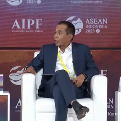 Bos MIND ID Blak-blakan Turunkan 25% Emisi dalam 10 Tahun