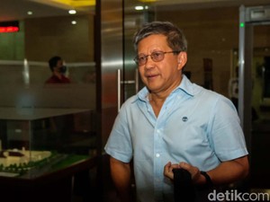 Respons Singkat Rocky Gerung Soal PDIP Cabut Laporan Bajingan Tolol