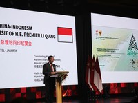 Suntik Mati PLTU Batu Bara, Luhut Prediksi RI Butuh Rp1.500 T