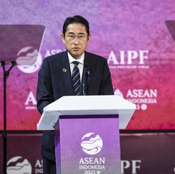 ASEAN-Jepang Makin Mesra, RI Ketiban 'Durian Runtuh'