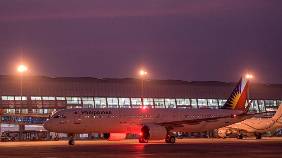 The plane carrying Sultan Brunei Darussalam Hassanal Bolkiah arrived at the VVIP Gate of Soekarno Hatta Airport, Banten, Monday (4/9/2023). Media Center of The ASEAN Summit 2023/Raisan Al Farisi/aww/mifta. *** Local Caption *** Pesawat yang membawa Sultan Brunei Darussalam Hassanal Bolkiah tiba di Terminal VVIP Bandara Soekarno Hatta, Banten, Senin (4/9/2023). Media Center KTT ASEAN 2023/Raisan Al Farisi/aww.