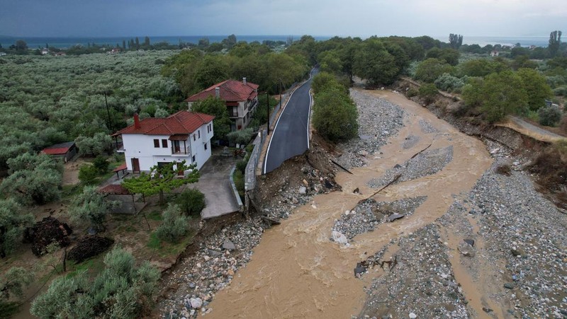View of a collapsed road, as storm Daniel hits central Greece, in the village of Kala Nera, Greece, September 7, 2023. REUTERS/Stamos Prousalis