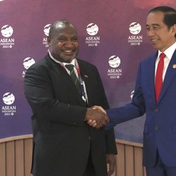 Diam-Diam Jokowi Bertemu PM Papua Nugini, Ada Apa?