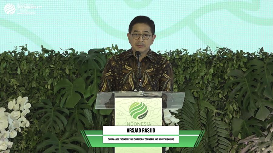 Ketum Kadin RI Arsjad Rasjid saat memberikan paparan di Indonesia Sustainability Forum 2023. (Tangkapan Layar Youtube  Kemenko Bidang Kemaritiman dan Investasi RI)