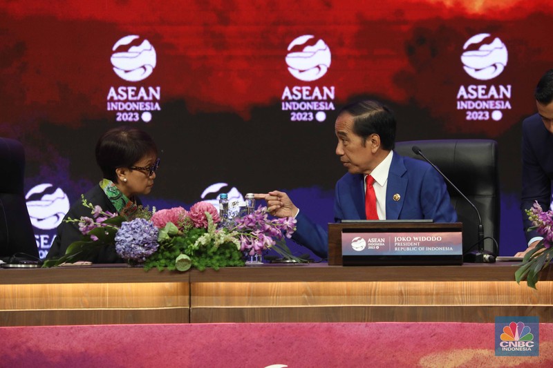 Presiden Joko Widodo (Jokowi) di KTT ASEAN 2023, Jakarta, Kamis (7/9/2023). (CNBC Indonesia/Tri Susilo)