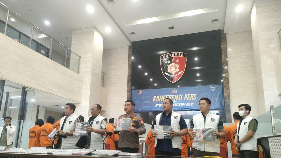 Bareskrim Tahan 11 Orang di Denpasar Terkait Judi Online. (Dok. Detikcom/Dwi R)