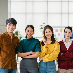 Maaf! Total Orang Kaya Asia Nyungsep Tahun Ini